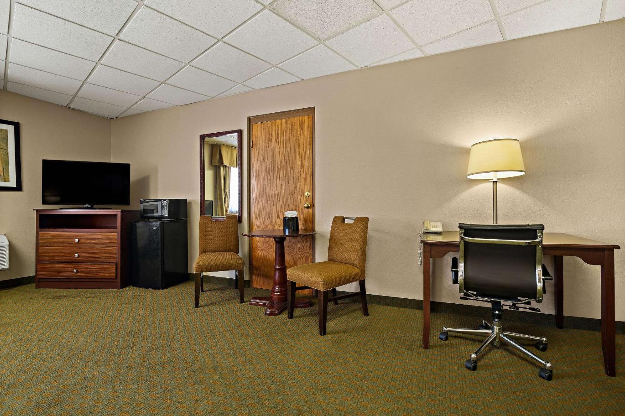 Rodeway Inn McPherson Kültér fotó